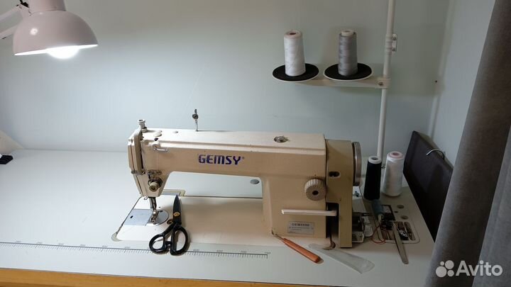Швейная машинка Gemsy