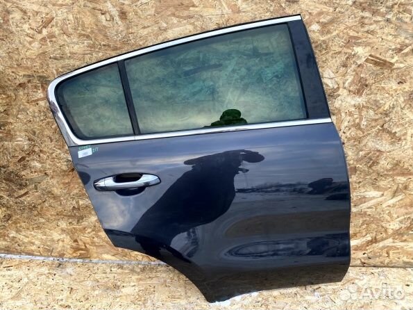 Задняя правая дверь KIA Sportage 4 2021