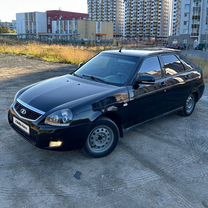 ВАЗ (LADA) Priora 1.6 MT, 2011, 136 000 км, с пробегом, цена 330 000 руб.