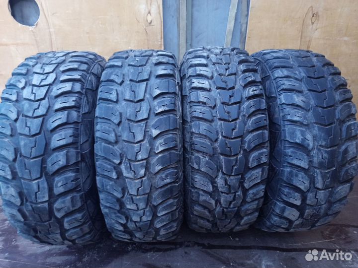 Kumho Road Venture MT71 285/75 R16