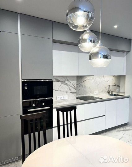 Кухонный гарнитур на заказ. Гapaнития дo 10 лeт