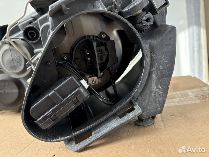 Фара правая Golf 6 оригинал