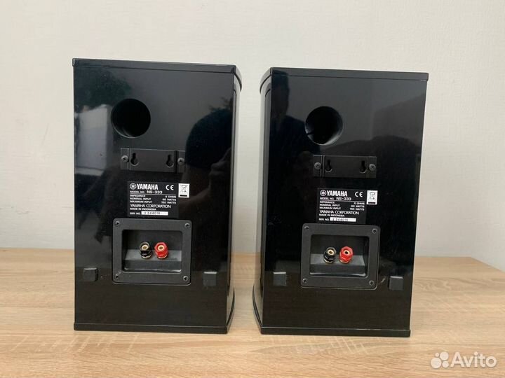 Акустические колонки Yamaha NS 333