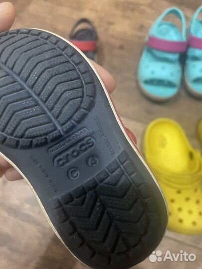 Сандали crocs c4