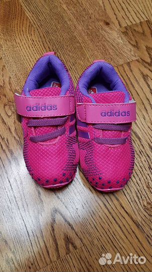 Кроссовки на девочку adidas