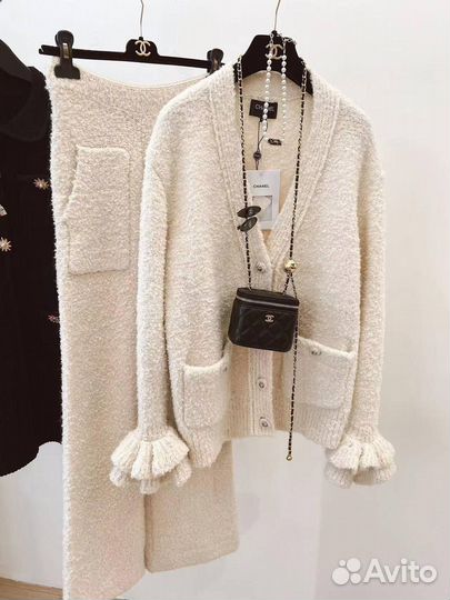 Шерстяной костюм Chanel