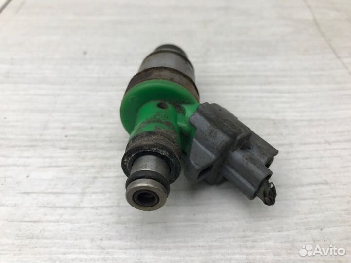 Форсунка топливная Suzuki Grand Vitara 1 H25Y 1999
