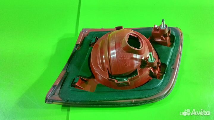 Фонарь внутренний левый для Mazda 3 2003-2009