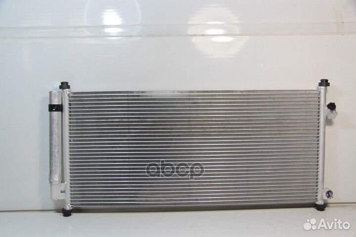 1043598X Радиатор кондиционера Toyota seqvoia