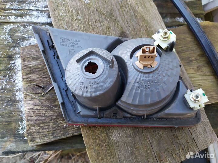 Задний правый фонарь мазда 6 gg USA