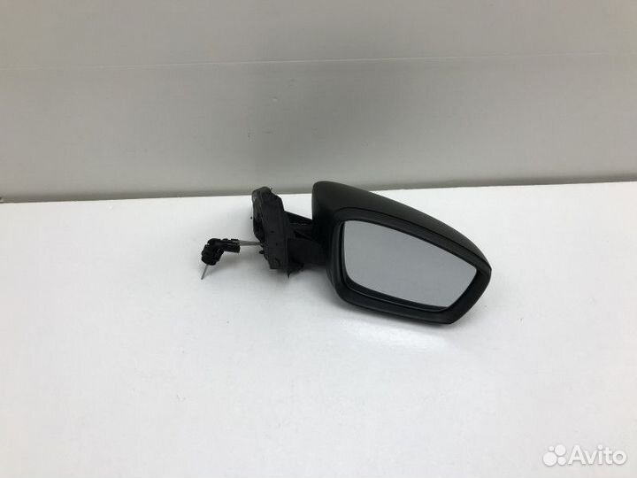 Зеркало правое механическое Skoda Rapid