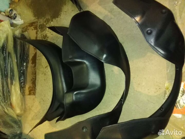 Локеры митсубиши ланцер 9