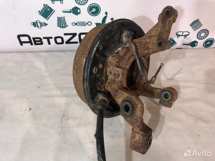 Кулак задний правый Renault Duster K4MA606 2014