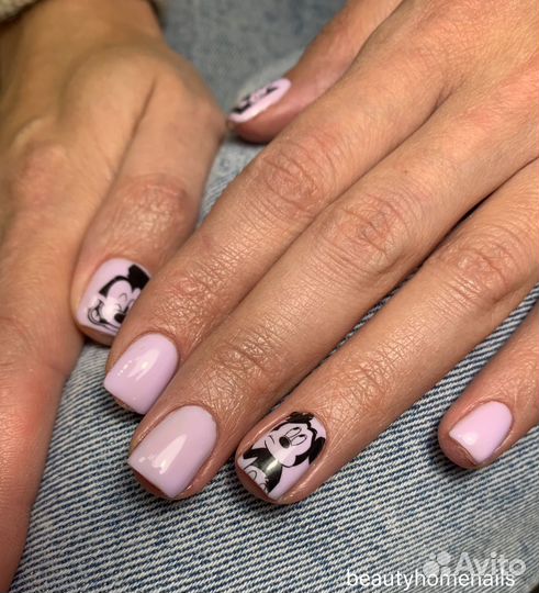 Модель Маникюр-педикюр