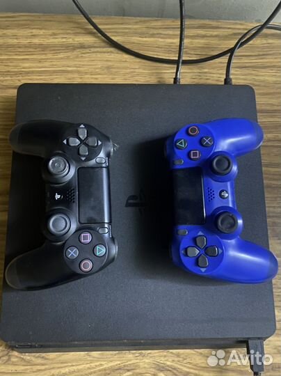 Sony PS4 slim
