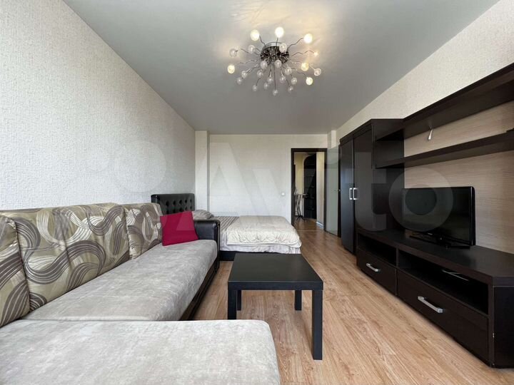 1-к. квартира, 48 м², 10/18 эт.