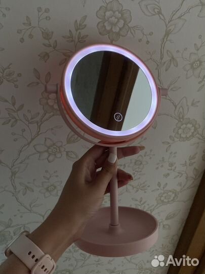 Новое настольное зеркало с подсветкой и подставкой