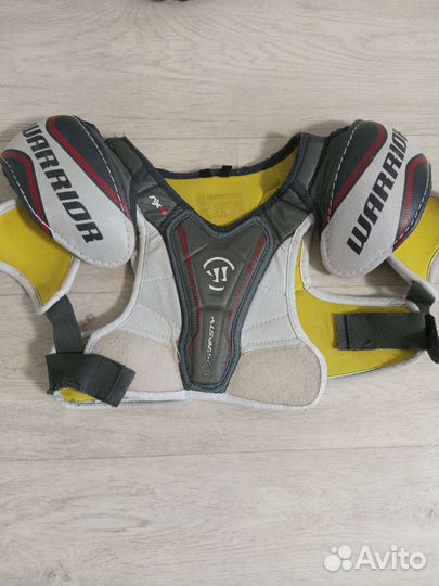 Нагрудник хоккейный