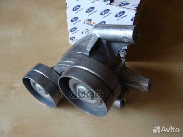 Натяжитель приводного ремня 1766642 ford