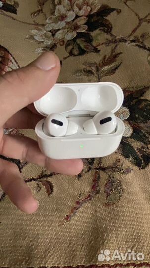 Apple airpods pro