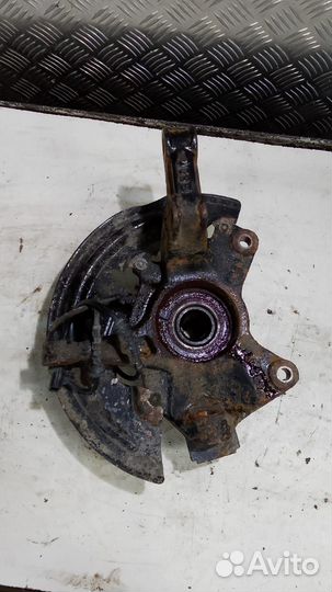 Кулак поворотный передний левый Renault Megane 3