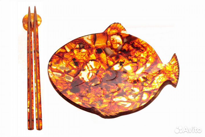 Тарелка из янтаря 
