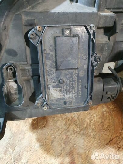 Фара передняя Volkswagen Touran 2 1.4 CAV