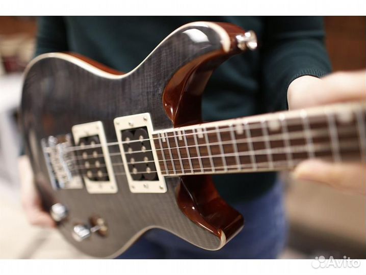 Flight Vanguard Tenor TBK - электроукулеле тенор с