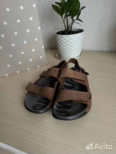 Сандалии ecco 33