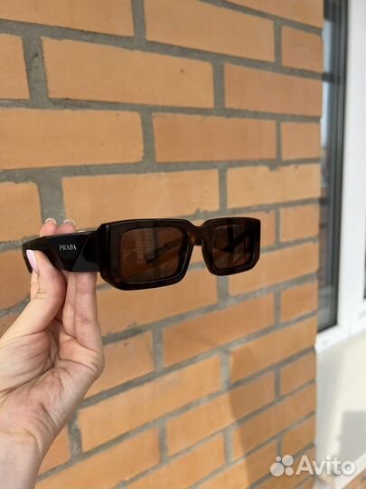 Солнцезащитные очки Prada оригинал