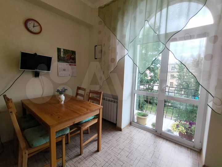 2-к. квартира, 66,4 м², 4/4 эт.