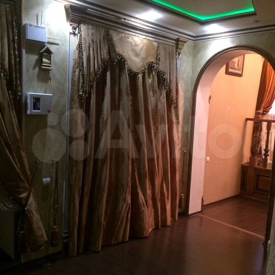 Дом 320 м² на участке 7 сот.