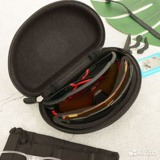 Очки для велосипедистов со сменными линзами,новые