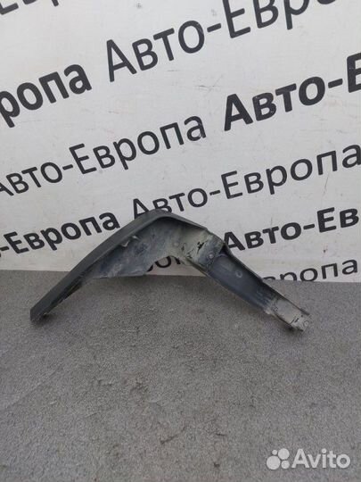 Брызговик передний левый Land Rover Range Rover