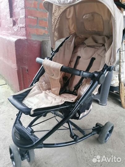 Прогулочная коляска capella
