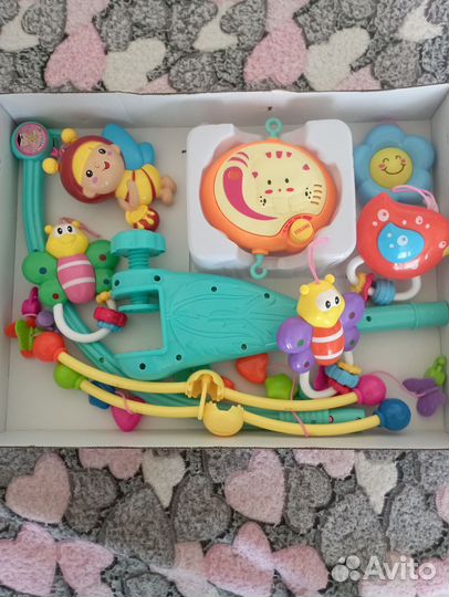 Музыкальная карусель для малышей