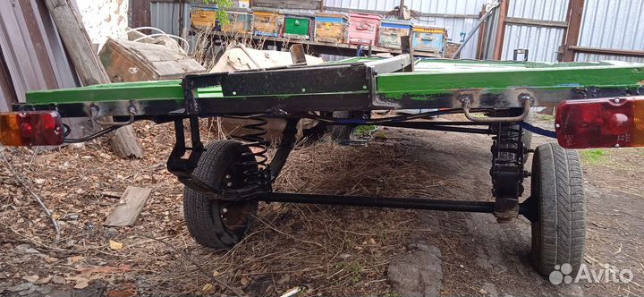 Прицеп пчеловоз