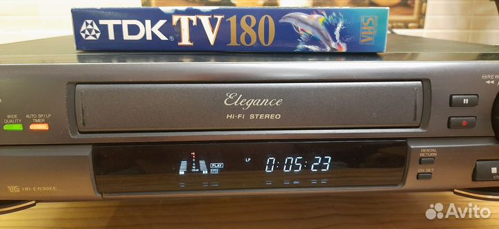 Видеомагнитофон JVC elegance