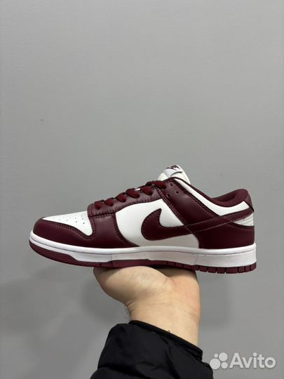 Кроссовки nike женские