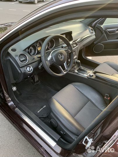 Mercedes-Benz C-класс 1.8 AT, 2011, 280 000 км