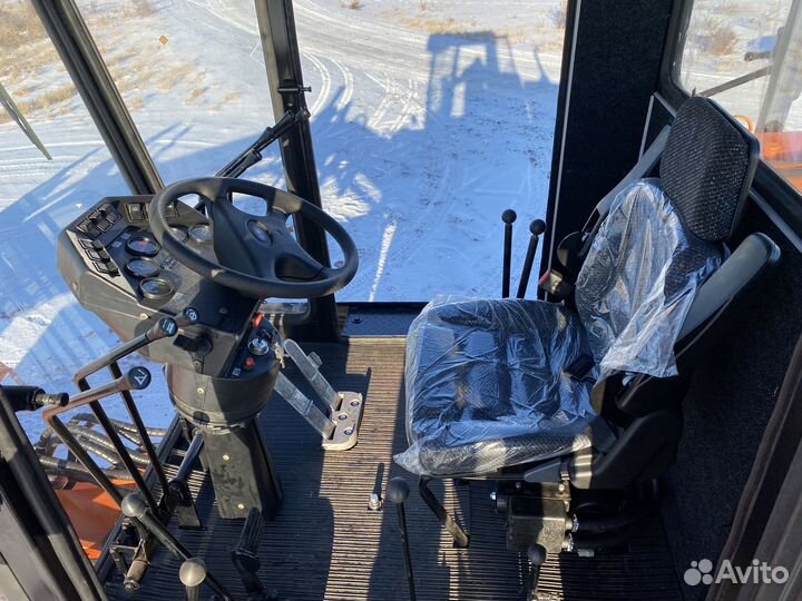 Автогрейдер ЧЗСМ ДЗ 98, 2023