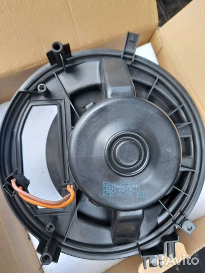 Продам вентилятор печки