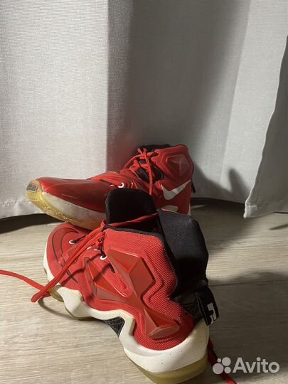 Nike lebron 13