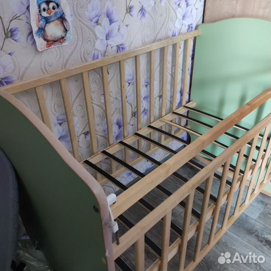 Детская кроватка