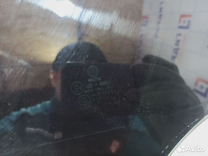 Стекло двери задней левой (форточка) Volkswagen Pa