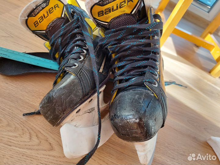 Коньки Bauer S37 Supreme 5.5D (39 размер)
