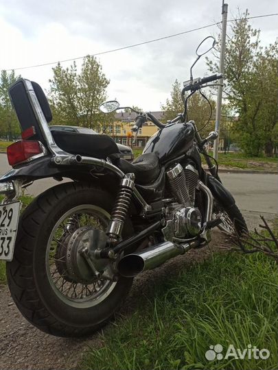 Suzuki intruder 400