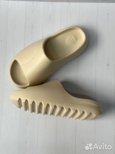 Тапки adidas yeezy slide