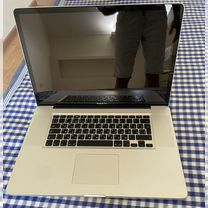 Apple MacBook Pro 17