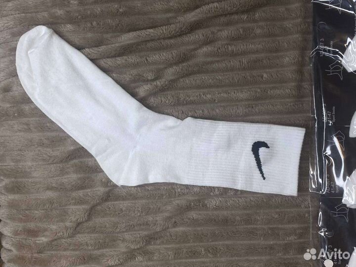 Носки Nike высокие белые